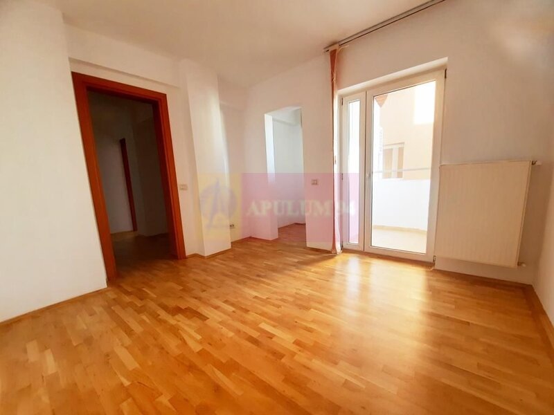 Casa P+1  la 5 minute de Metrou Piata Obor