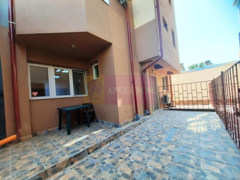 Casa P+1  la 5 minute de Metrou Piata Obor